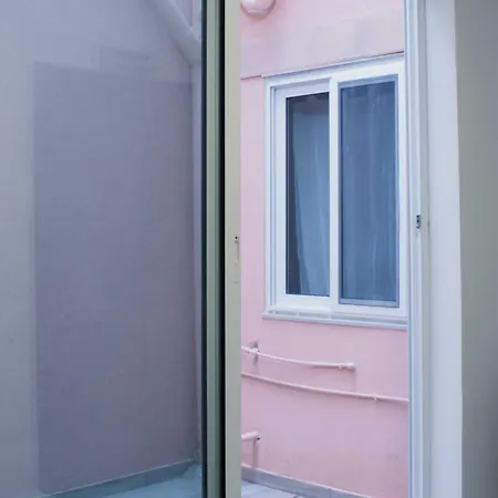 Brand New 3 Bdr In A Quaint Village *