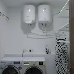 Brand New 3 Bdr In A Quaint Village Apartamento *