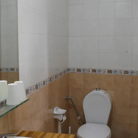 Apartment Brand New 3 Bdr In A Quaint Village