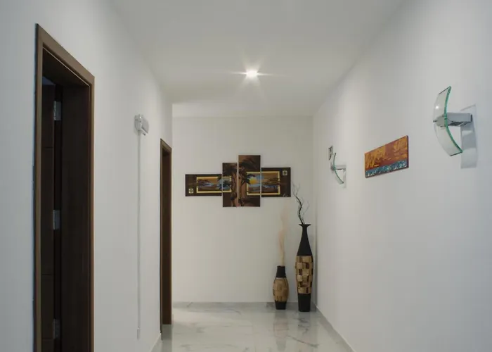 Brand New 3 Bdr In A Quaint Village